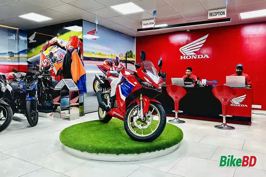 Dio weight in kg, honda showroom near me, new scooty, bike price, 2024, dlx, design, It has a clearance of 158 mm and a wheelbase the PDF.